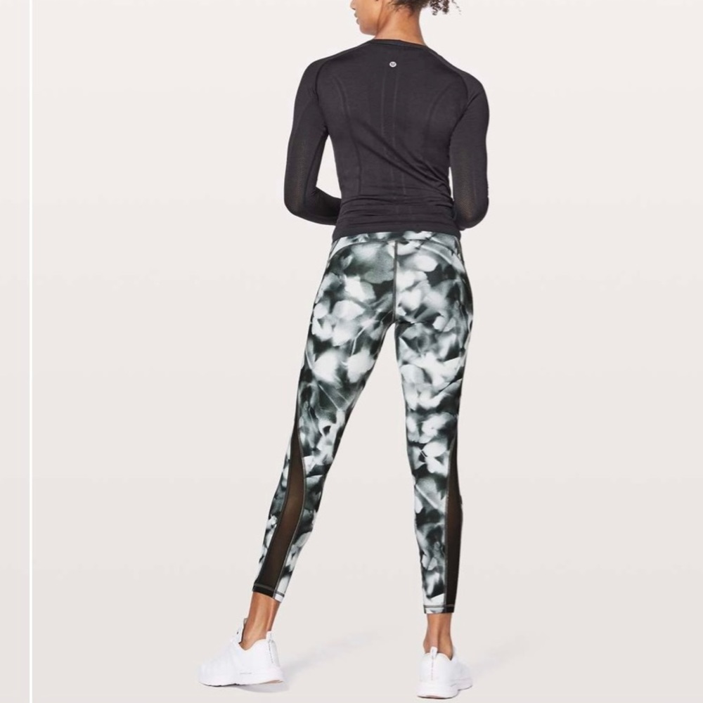 Lululemon train times